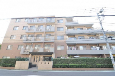���n�O�ώʐ^�@�q���Y���X�͗Βn�E�G�X�g